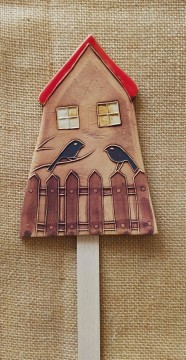 Keramický zápich - domeček 02
