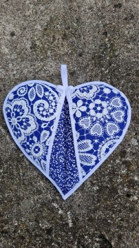 Srdíčková chňapka 25