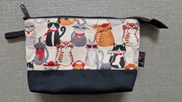 Kosmetická etue střední 11